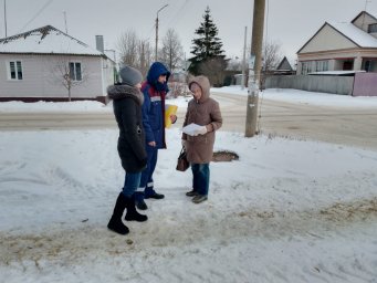 ​Профилактические мероприятия в Фатежском районе продолжаются