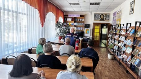 ​Огнеборцы ПЧ Курского района проводят тушение возгораний и профилактику