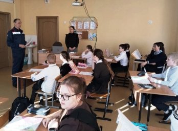 ​Урок безопасности в Солнечной школе Золотухинского района