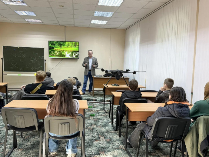 ​Главное &mdash; не паниковать: чему научили школьников на уроке безопасности