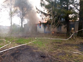 Огнеборцы Железногорского, Глушковского и Золотухинского районов на борьбе с возгораниями