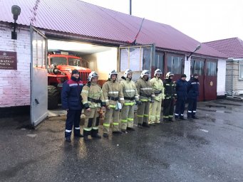 ​Солнцевские, Октябрьские и Горшеченские огнеборцы-спасатели приняли участие в штабных тренировках