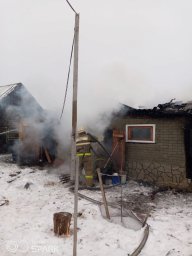 ​Возгорание хоз.постройки в п. Зелёный Гай Рыльского района ликвидировано