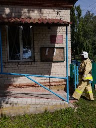 Глушковские и Пристенские огнеборцы на учениях